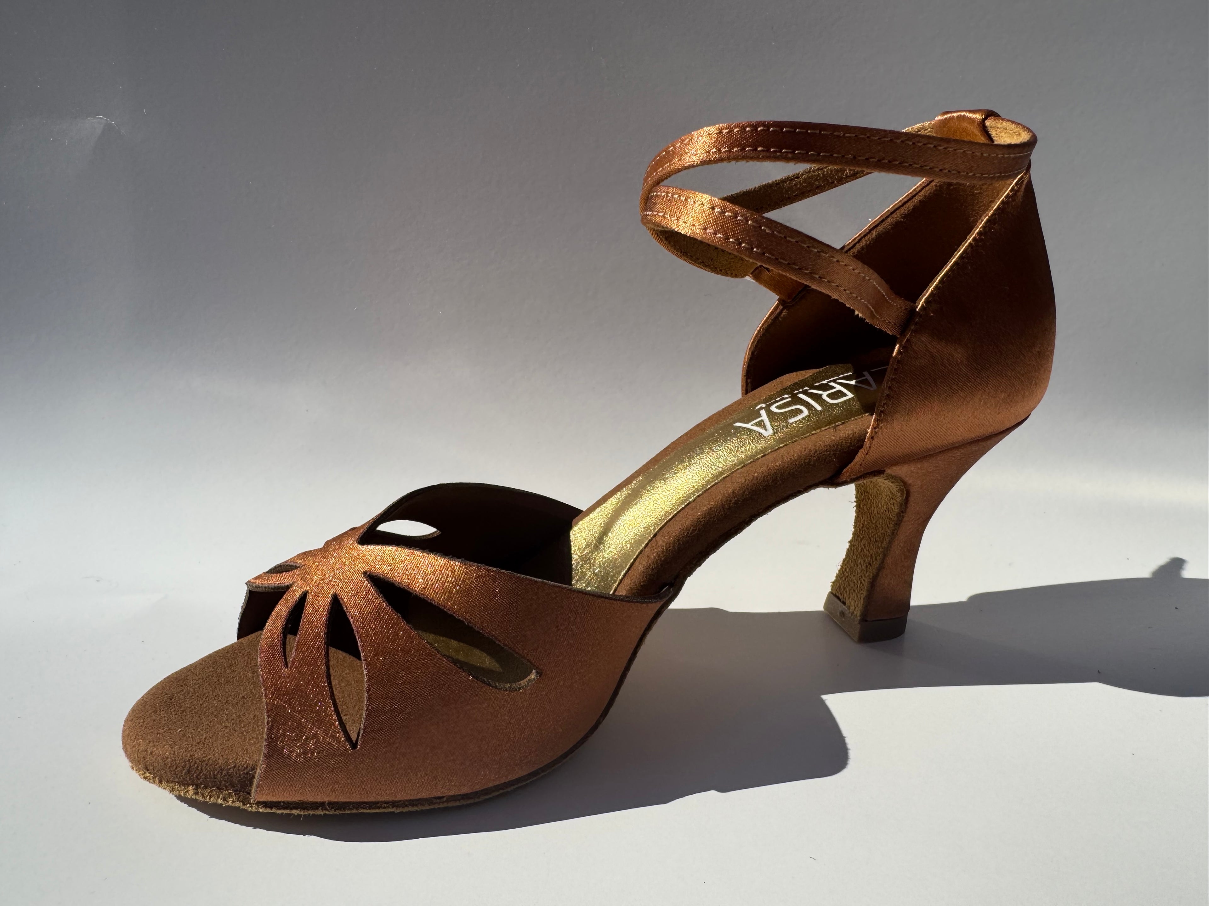 Angela, 2.75 in heel