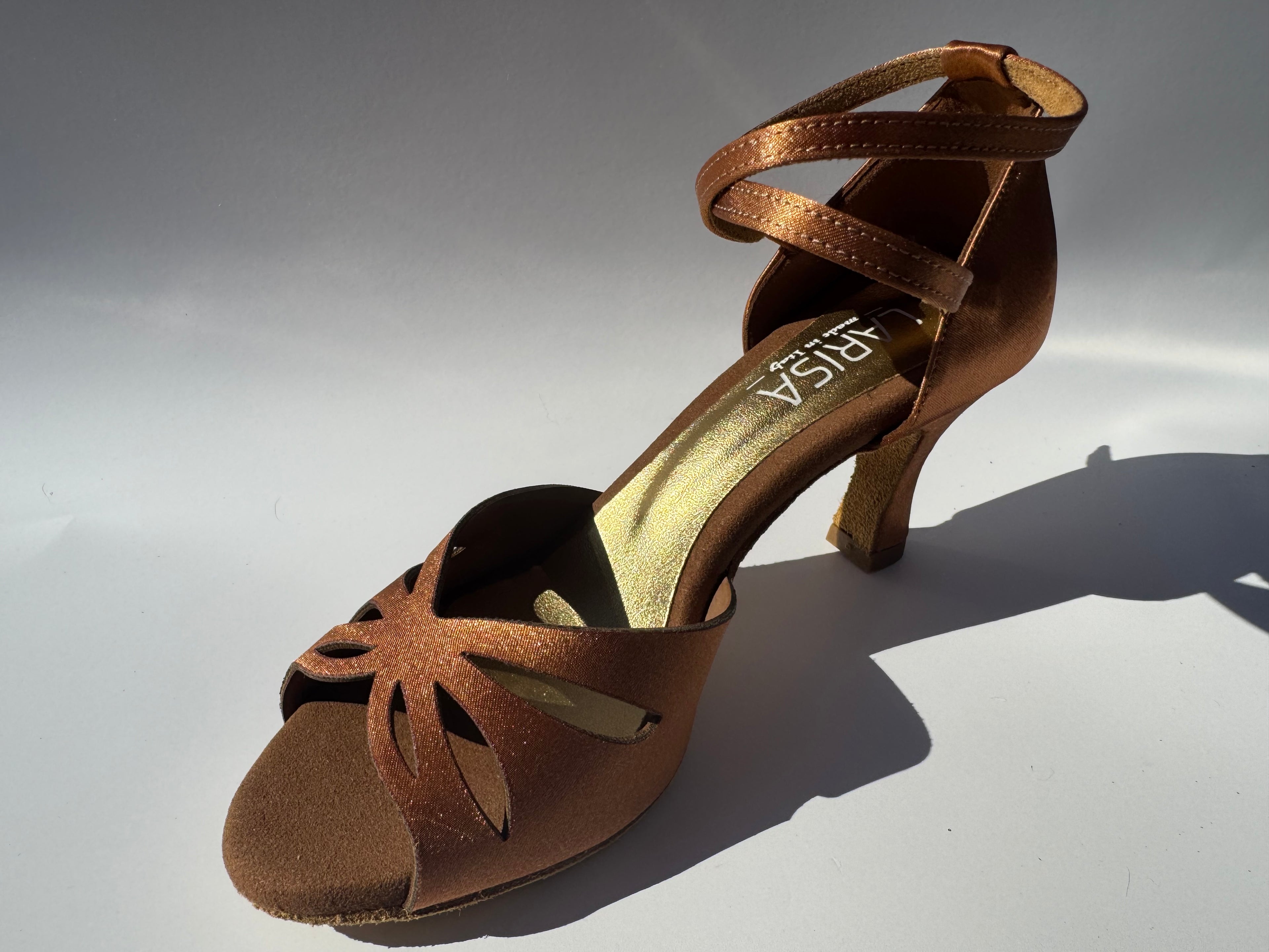 Angela, 2.75 in heel