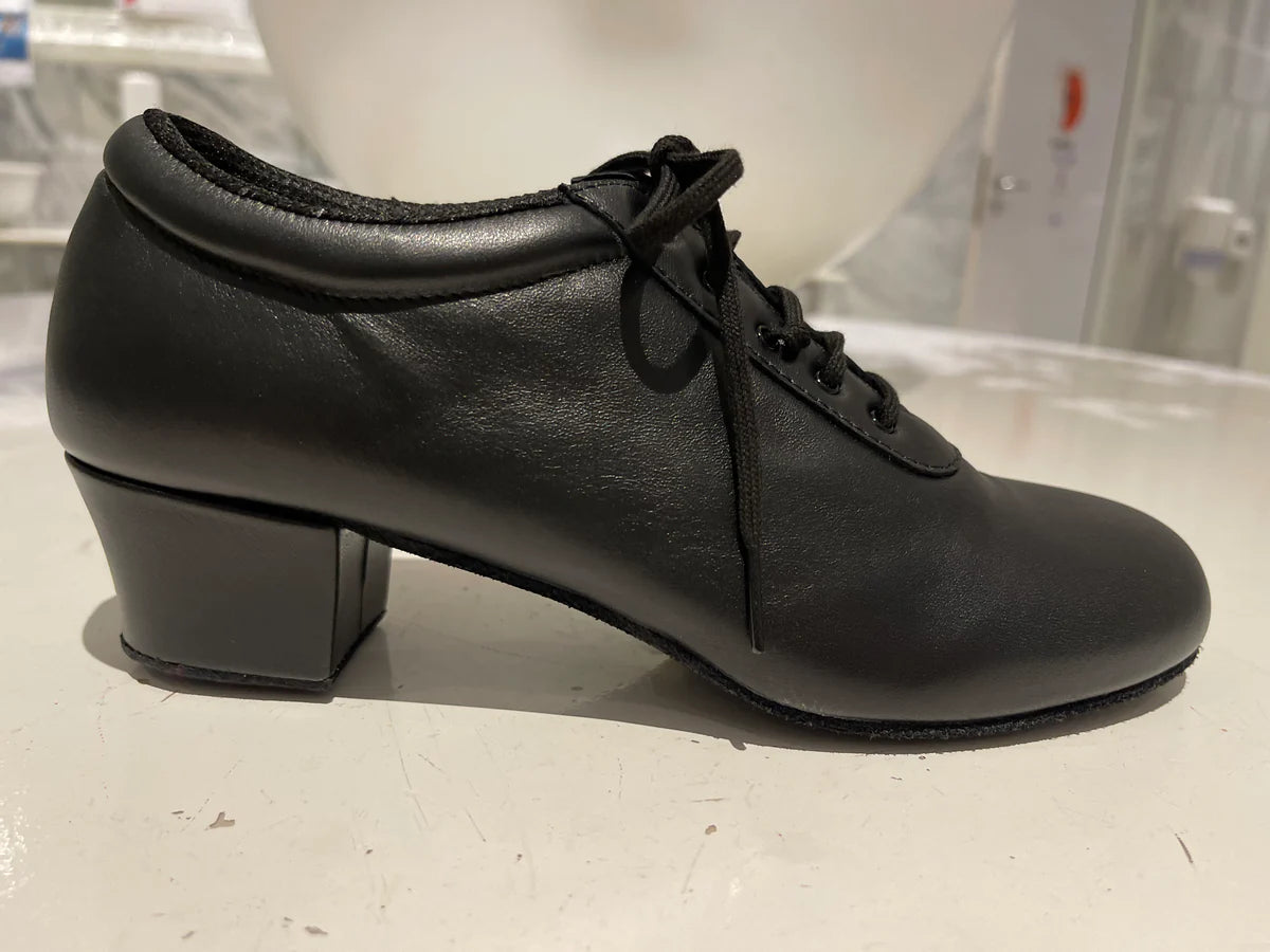 The Suzy Trainer in a Cuban Heel (unisex)